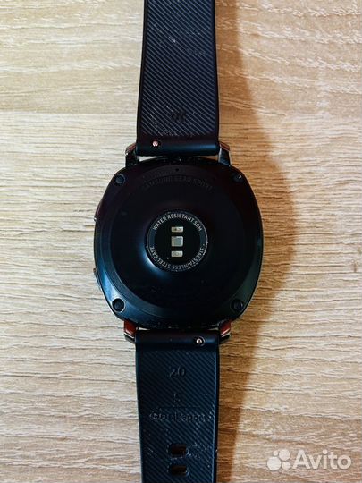 Умные часы Samsung gear sport sm-r600