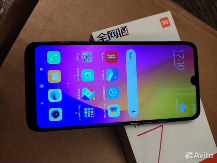 Xiaomi Redmi 7, 4/64 ГБ