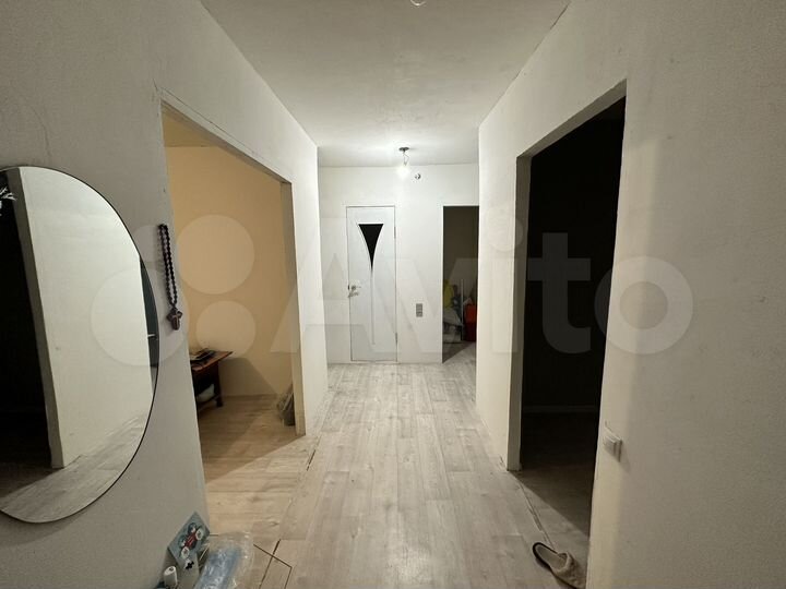 3-к. квартира, 67 м², 3/5 эт.