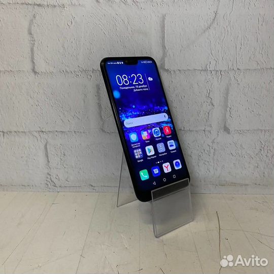 HONOR 10, 4/64 ГБ