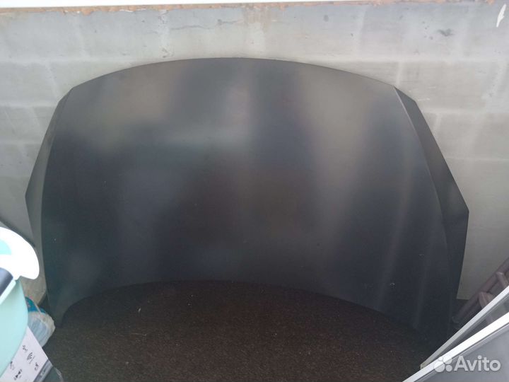 Капот на Peugeot 307 новый