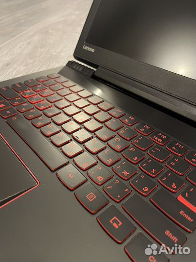 Lenovo legion y520