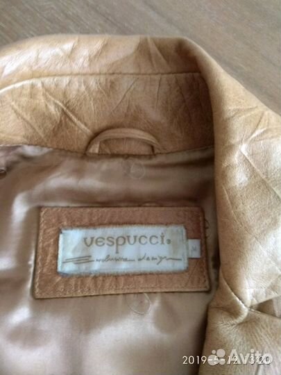 Пиджак из натуральной кожи