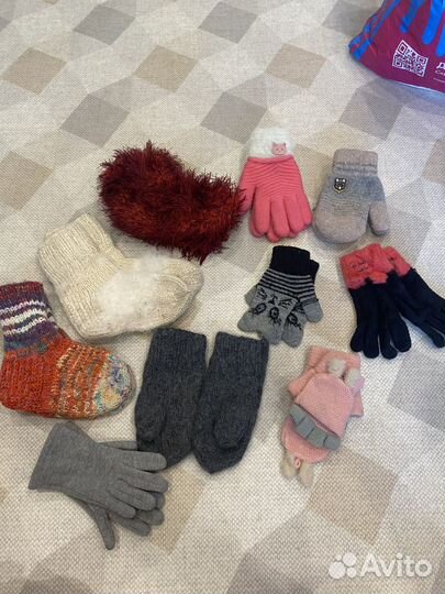 Шапка,берет,шарф,носки,варежки,перчатки,кепка