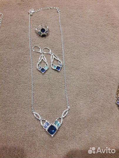 Колье, серьги, кольцо, браслет