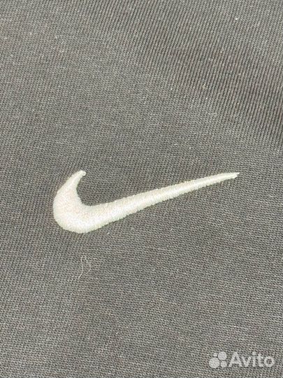 Футболка Nike Хит 2025