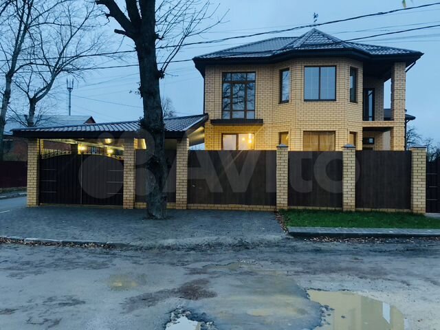 Коттедж 183 м² на участке 4,3 сот.