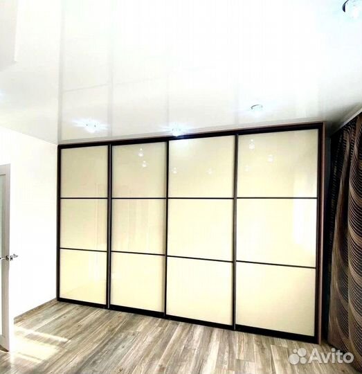 Гардеробный шкаф под ключ