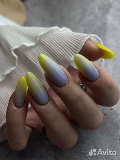 Педикюр с покрытием гель-лаком