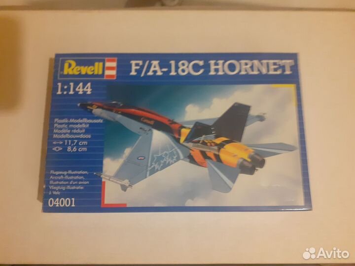 Сборная модель F-18