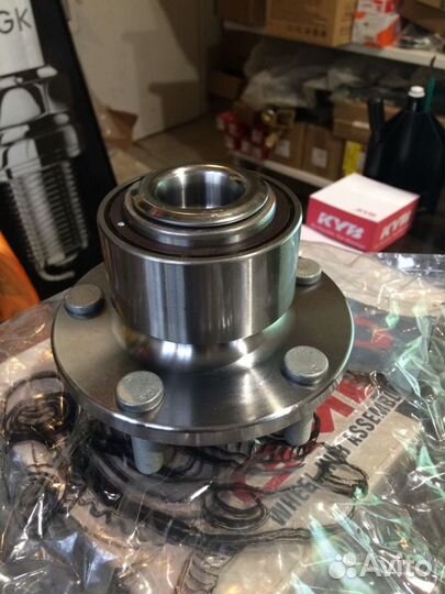 Ступица передняя Ford Focus II, C-Max (с ABS)