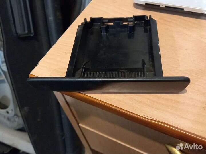 Пепельница Peugeot 307