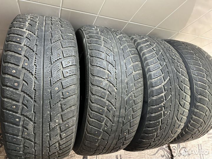 Kumho I'Zen RV KC15 265/60 R18