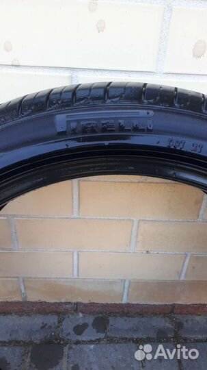 Pirelli Cinturato P7 245/40 R19 и 275/35 R19 98Y