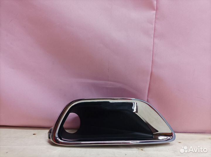 Окантовка птф левая Jeep Grand Cherokee вк2 2010