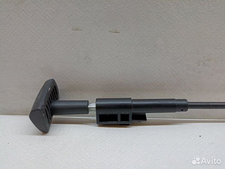 Замок спинки сиденья правый Volkswagen Jetta A6