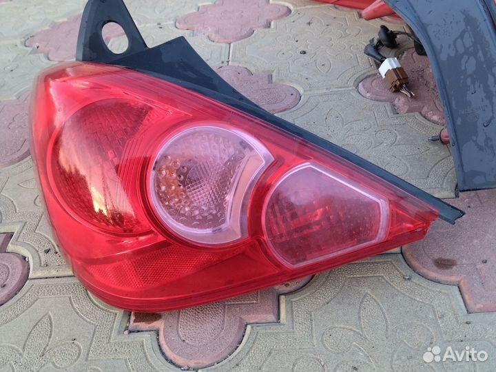 Фары задние