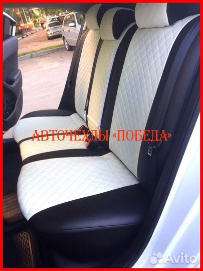 Чехлы Kia Cerato 3 из экокожи чёрно-белые Ромб