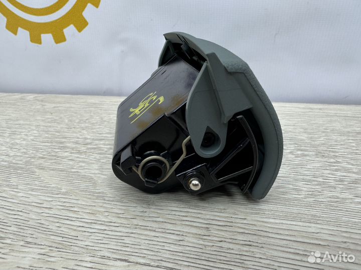 Пепельница задняя Audi A3 8P 2008