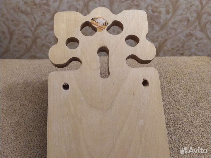 Декоративную вешалку из массива Dailrade