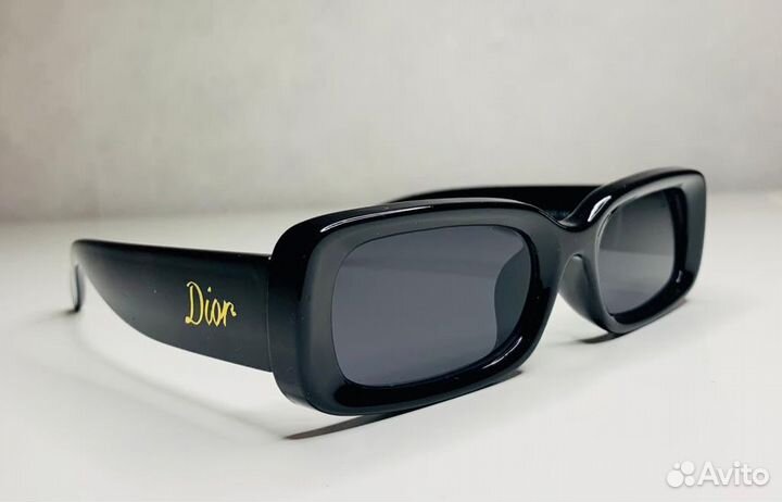 Солнцезащитные очки