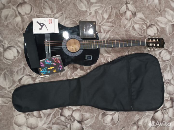 Классическая гитара шестиструнная новая