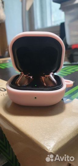Samsung galaxy bads live оригинал