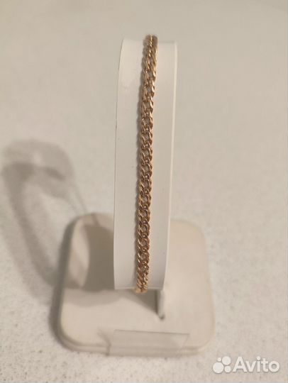 Золотой браслет