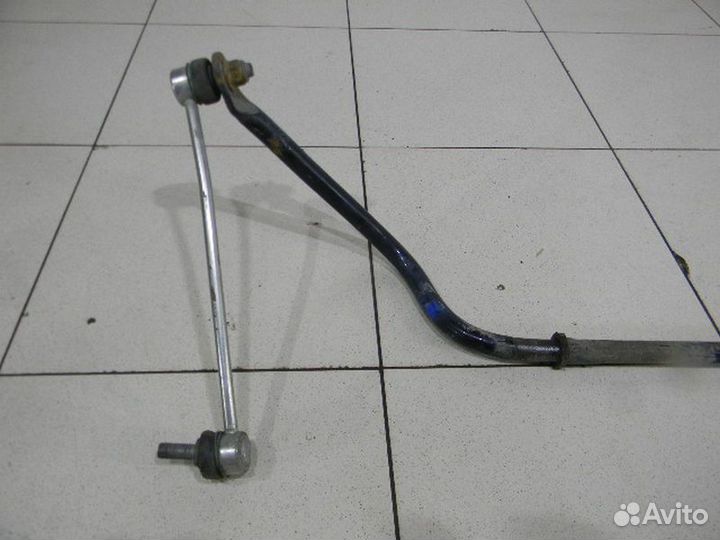 Стабилизатор передний