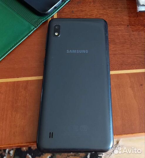 Samsung Galaxy A10, 4/32 ГБ