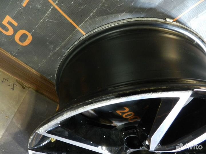 Диск литой 7Jx17 ET45 5x114.3- Toyota Camry V55