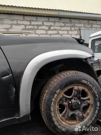 Крылья передние Тойота Рав4