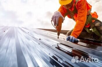 Слесарь (вахта)