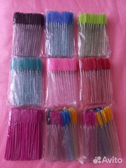 Щеточки для ресниц и бровей