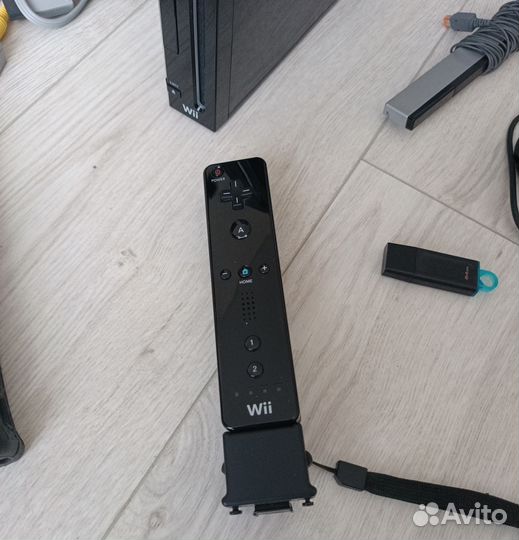 Nintendo Wii прошитая куча игр