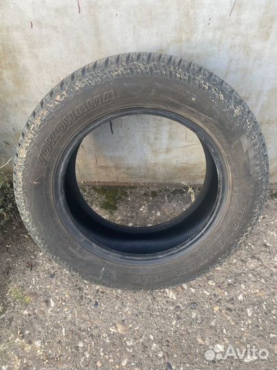 Yokohama Geolandar A/T G015 225/65 R17