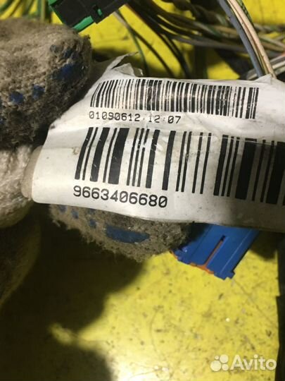 Проводка коса в торпедо Ситроен С4 Citroen C4