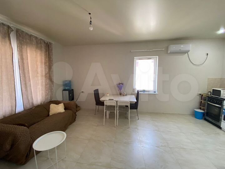 Дом 76 м² на участке 5 сот.