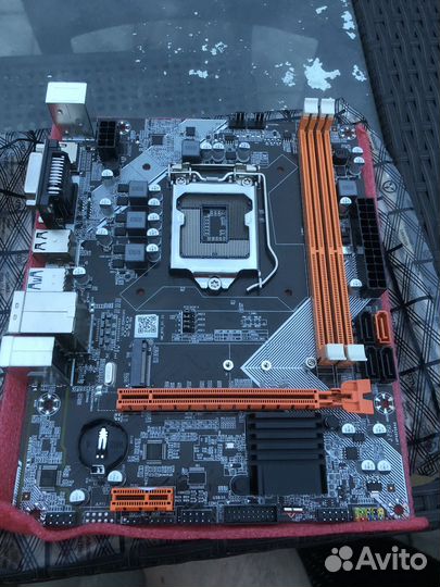 Материнская плата 1155