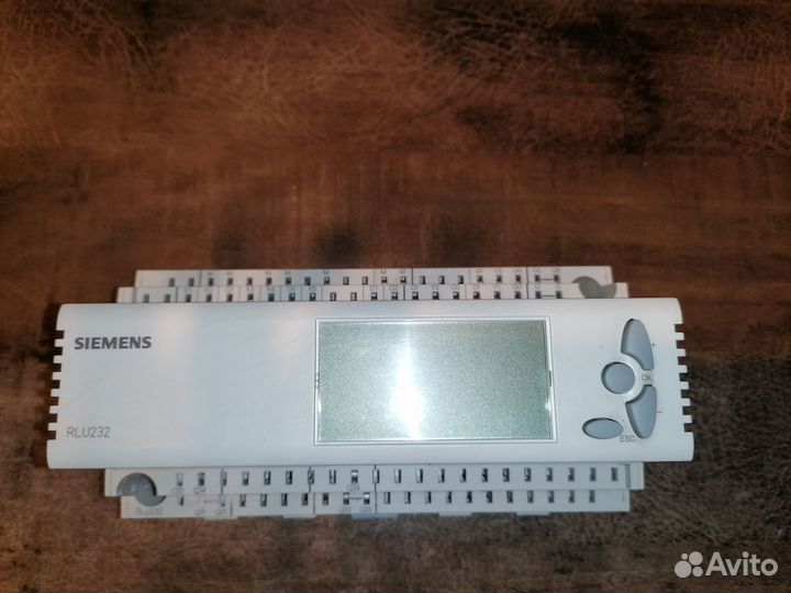 Контроллер Siemens RLU232
