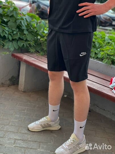 Шорты черные Nike