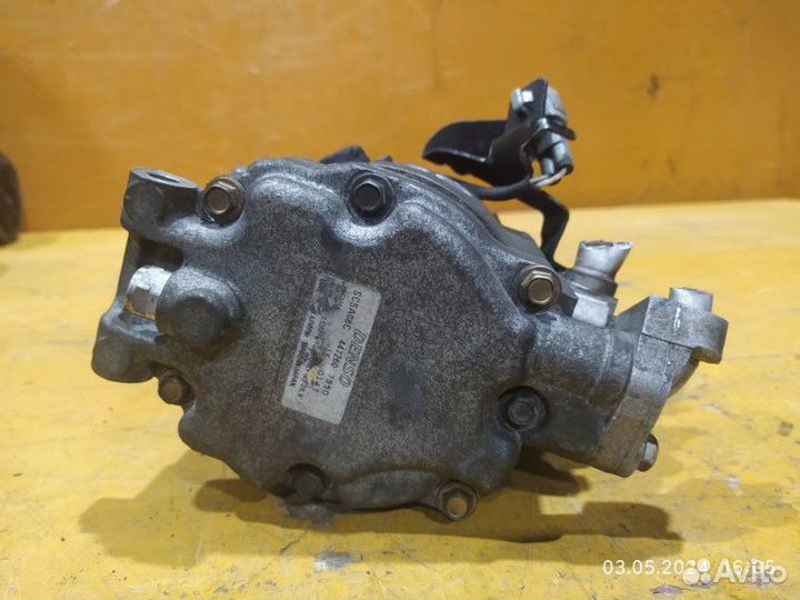 Компрессор кондиционера 4472607950 Subaru Legacy