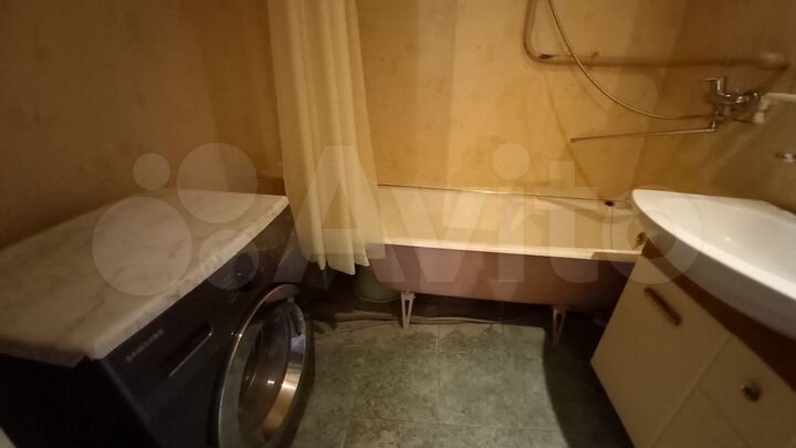 3-к. квартира, 70 м², 6/9 эт.