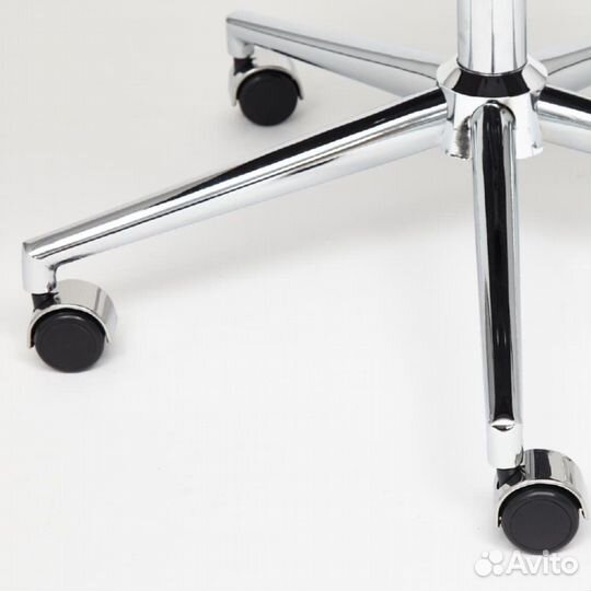 Кресло компьютерное, офисное руководителя charm