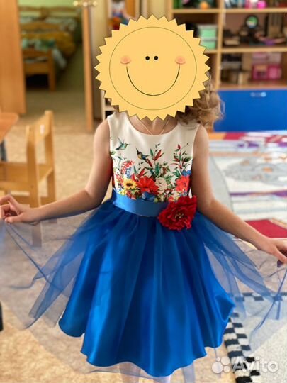 Красивое платье для девочки 122