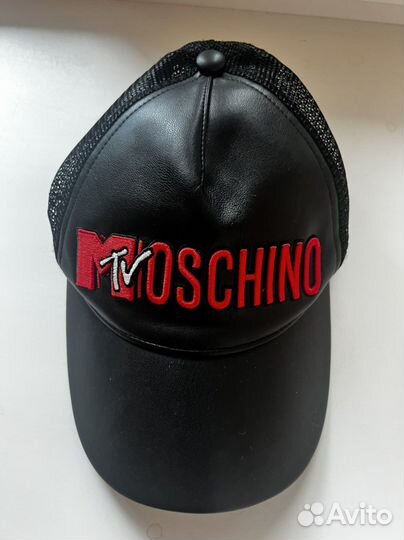 Бейсболка moschino hm