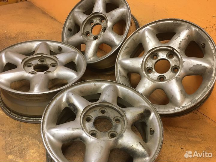 4 шт. диски- диаметр 15 PCD 5х114,3