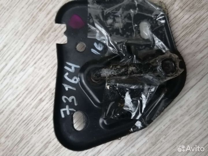 Замок капота audi a7