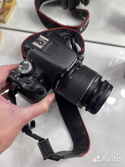 Зеркальный фотоаппарат canon 600d