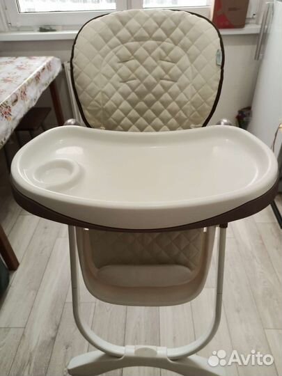 Стульчик для кормления nuovita